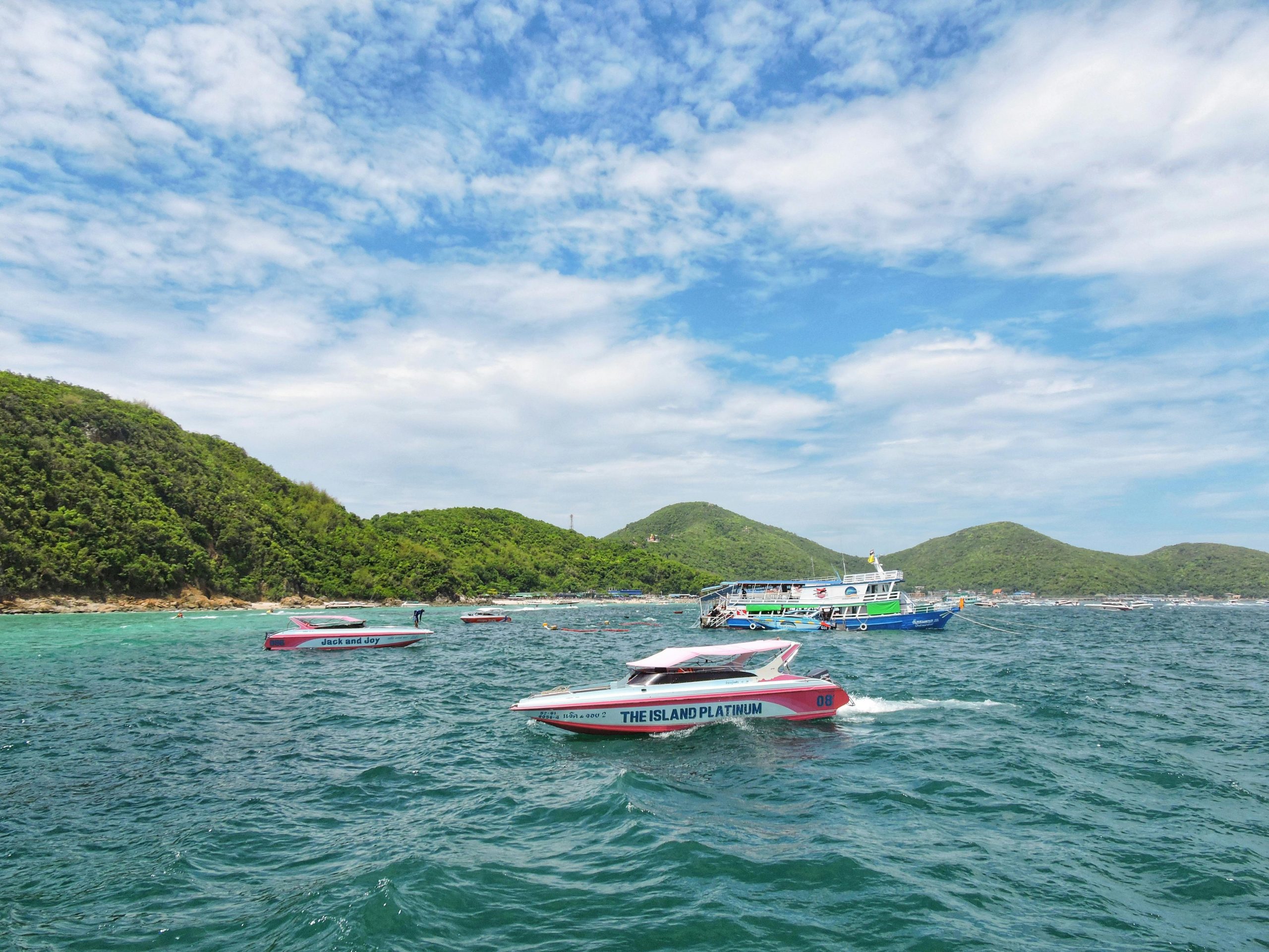 Board Your Dream Trip To Thailand with IRCTC Tourism