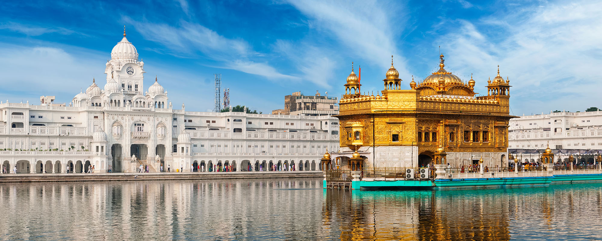Experience the Divine and the Serene: Your Lucknow to Amritsar Flight Adventure