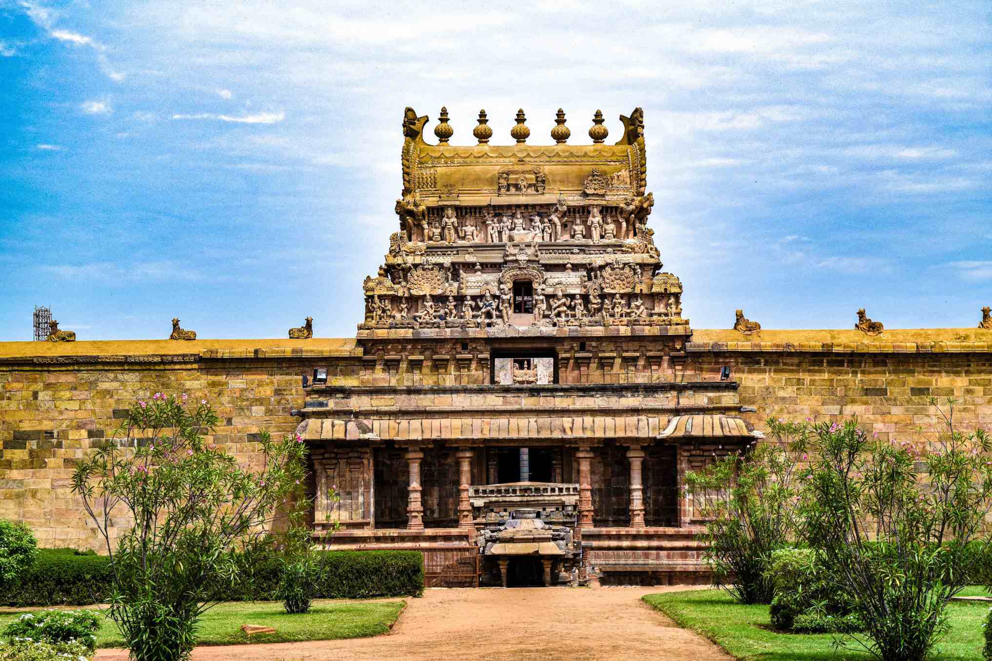 Lucknow to Madurai Flight: Explore South India’s Sacred Destinations with IRCTC Tourism