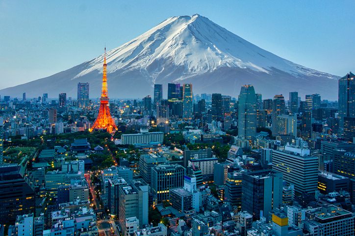 Flight from Delhi to Tokyo: Discover Japan with IRCTC Tourism