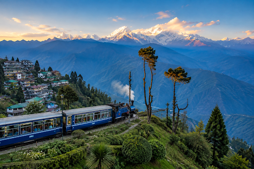 Gangtok & Darjeeling Ex Mumbai: Escape to the Majestic Himalayas